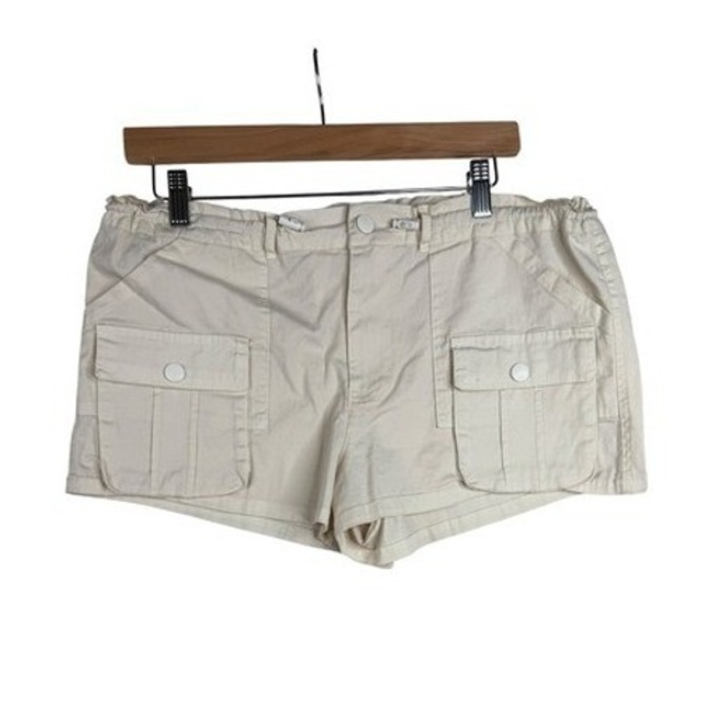 Aeropostale Low Rise Cargo Shorty Shorts size Medium Cream